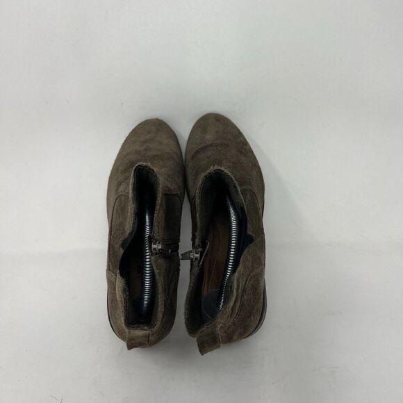 Clarks Womens Brown Leather Almond Toe Slip On Ankle Chelsea Boots Size 8.5 - Picture 5 of 8